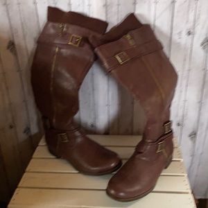 Women’s Wide Calf Tall Boots Size 8